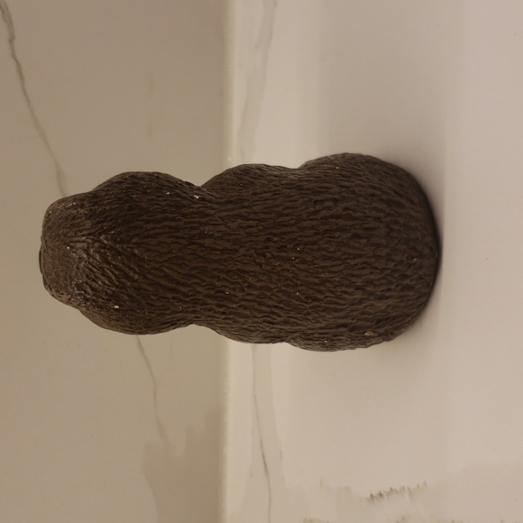 UNBRANDED Ceramic Ground Hog 2"w x 4"h brown black hands and spout - Picture 3 of 10